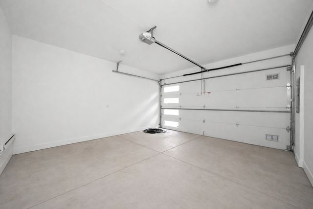 4232 W Belmont Avenue 5, Chicago, IL 60641