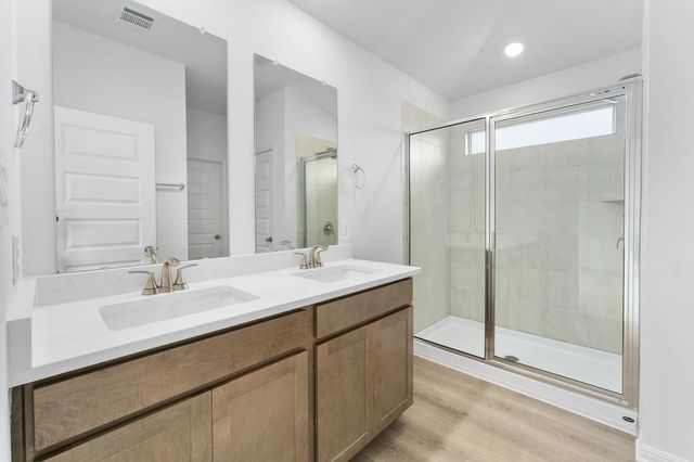 496 El Capitan LOOP, Dripping Springs, TX 78620