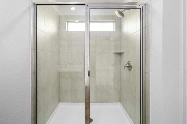 496 El Capitan LOOP, Dripping Springs, TX 78620