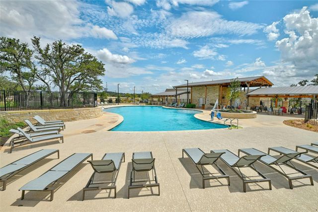 496 El Capitan LOOP, Dripping Springs, TX 78620