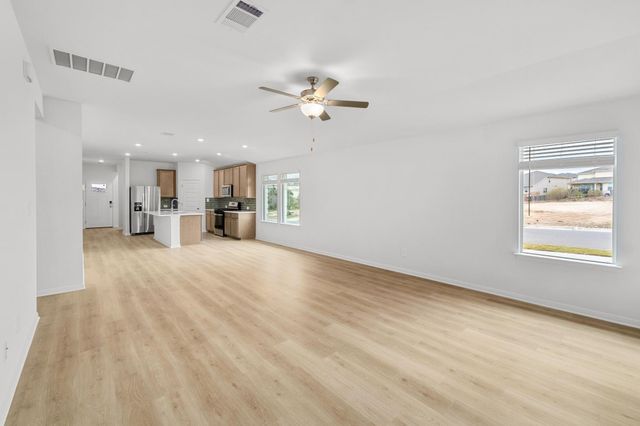 496 El Capitan LOOP, Dripping Springs, TX 78620