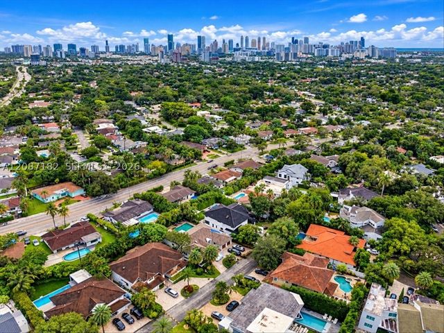 20120 Highland Lakes Blvd, Miami, FL 33179