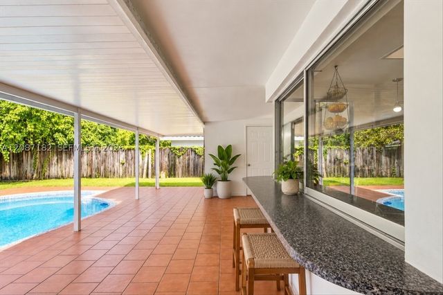 20120 Highland Lakes Blvd, Miami, FL 33179