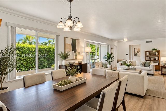 20120 Highland Lakes Blvd, Miami, FL 33179