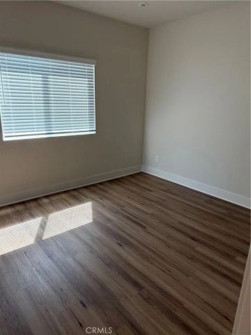 18090 PRAIRIE Avenue 101, Torrance, CA 90504