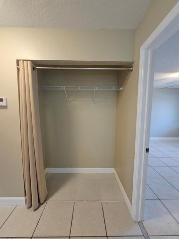 4876 Orleans Court A, Haverhill, FL 33415
