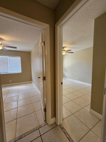 4876 Orleans Court A, Haverhill, FL 33415