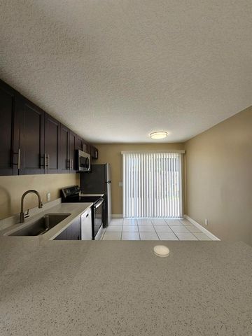 4876 Orleans Court A, Haverhill, FL 33415