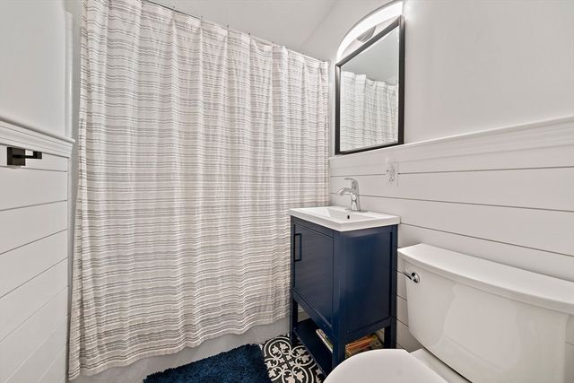 16 Chandler Dr, Marshfield, MA 02050