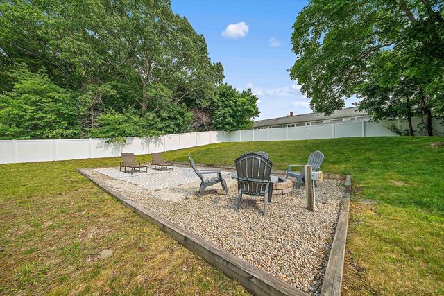16 Chandler Dr, Marshfield, MA 02050
