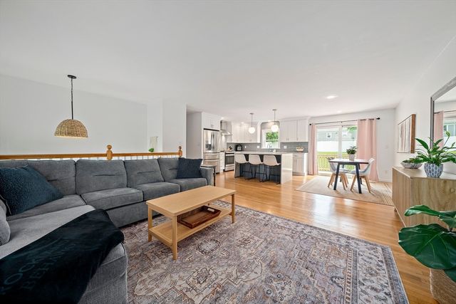 16 Chandler Dr, Marshfield, MA 02050