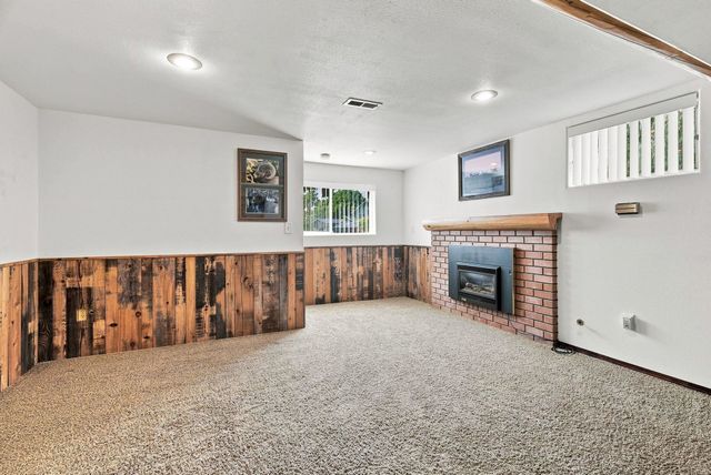 11007 E Rockwell Ave, Spokane Valley, WA 99206