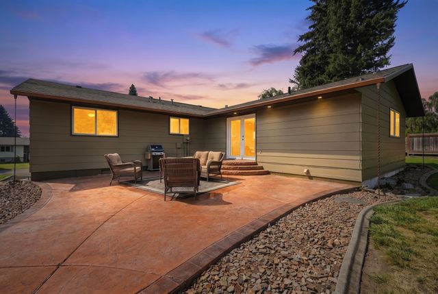 11007 E Rockwell Ave, Spokane Valley, WA 99206