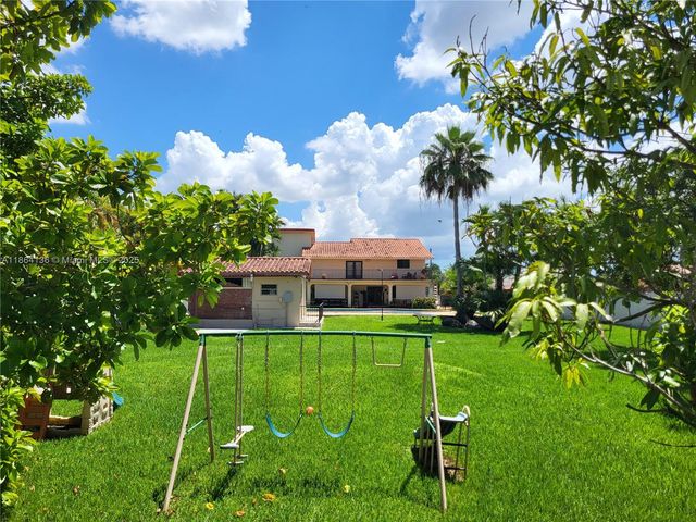 2930 SW 129 Avenue, Miami, FL 33175