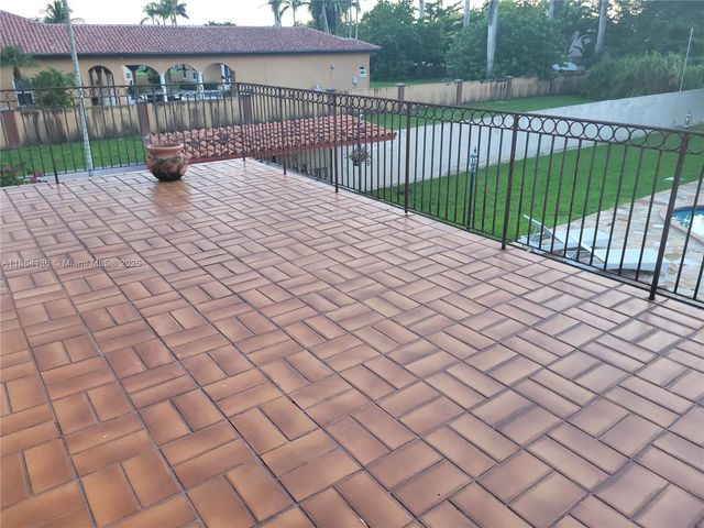 2930 SW 129 Avenue, Miami, FL 33175
