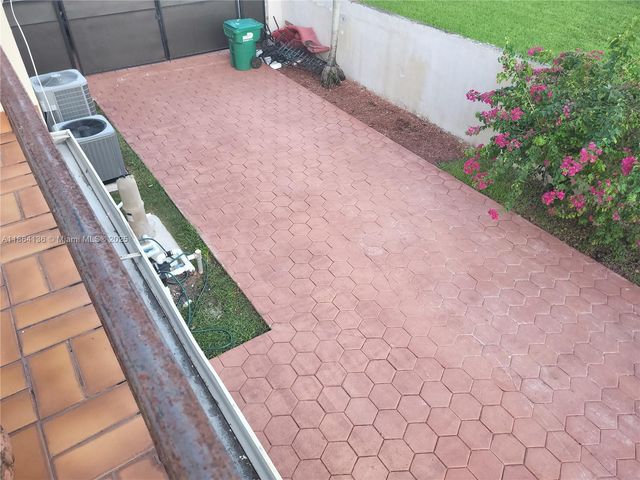 2930 SW 129 Avenue, Miami, FL 33175