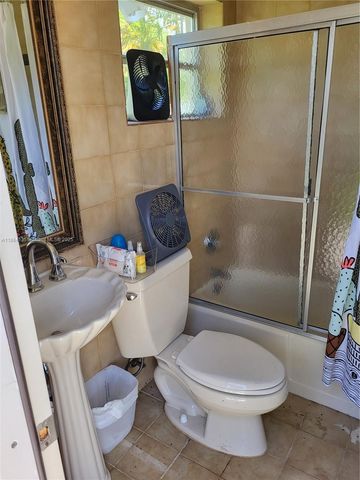 2930 SW 129 Avenue, Miami, FL 33175