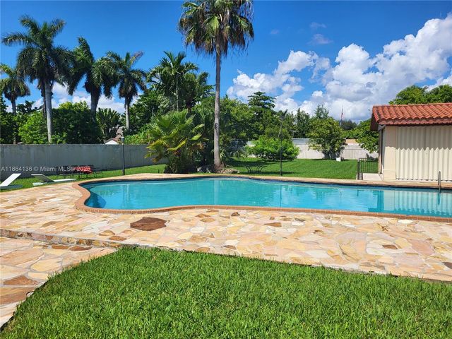 2930 SW 129 Avenue, Miami, FL 33175