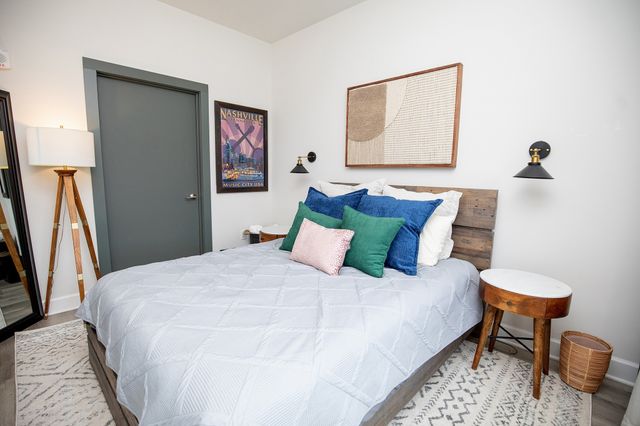 1900 12th Ave S Apt 317, Nashville, TN 37203