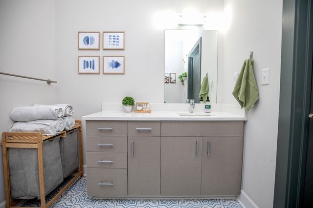 1900 12th Ave S Apt 317, Nashville, TN 37203