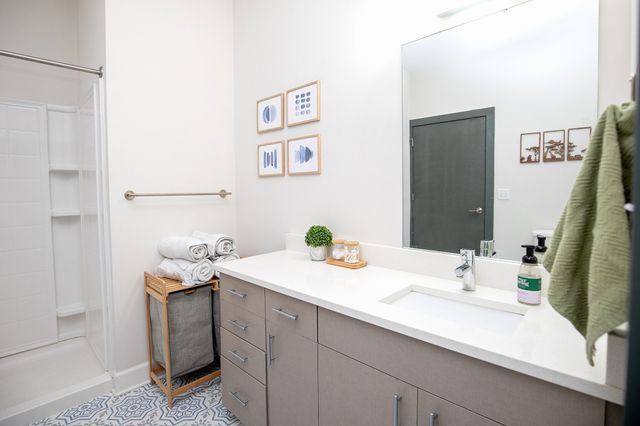 1900 12th Ave S Apt 317, Nashville, TN 37203