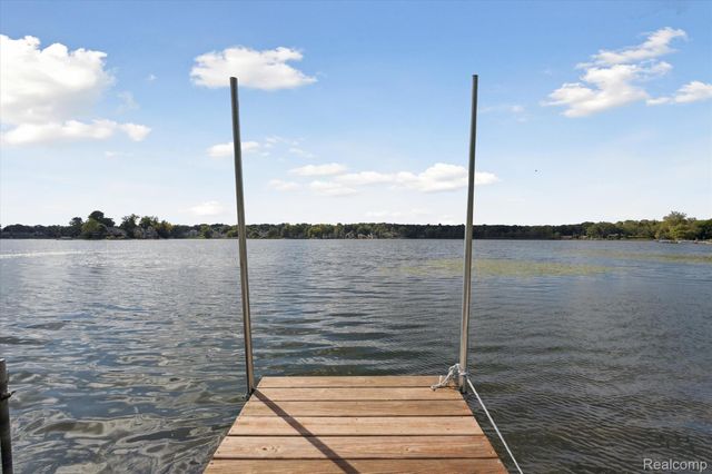 4475 Harp Drive, Fenton Charter Township, MI 48451