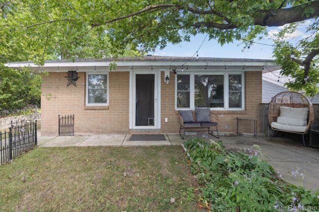 4475 Harp Drive, Fenton Charter Township, MI 48451