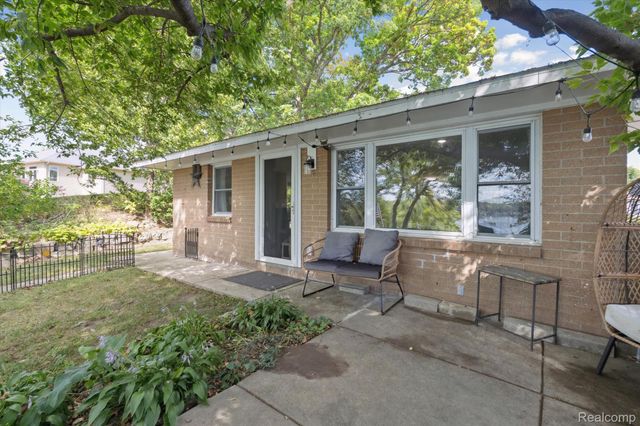 4475 Harp Drive, Fenton Charter Township, MI 48451