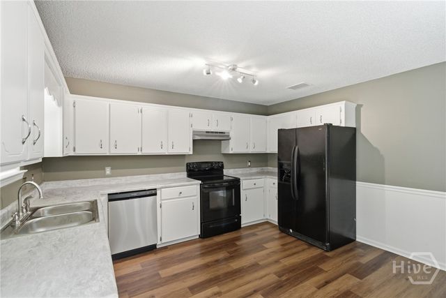 1315 Loblolly Drive, Hinesville, GA 31313