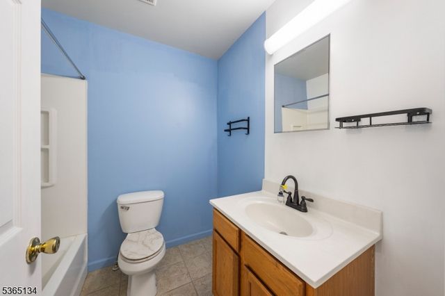 94 Passaic St, Trenton City, NJ 08618