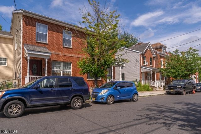 94 Passaic St, Trenton City, NJ 08618