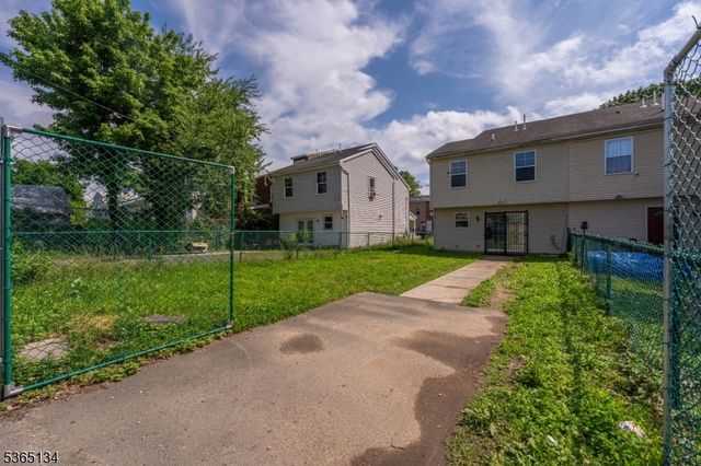 94 Passaic St, Trenton City, NJ 08618