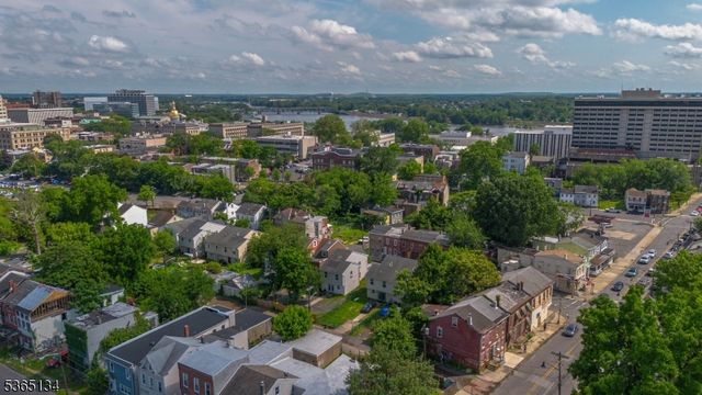 94 Passaic St, Trenton City, NJ 08618