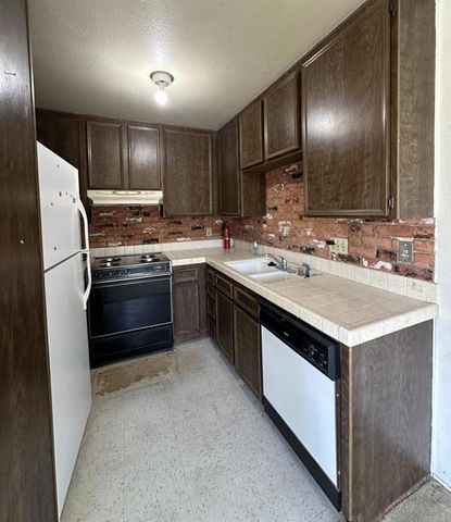 462 Bluffview RD, Spring Valley, CA 91977