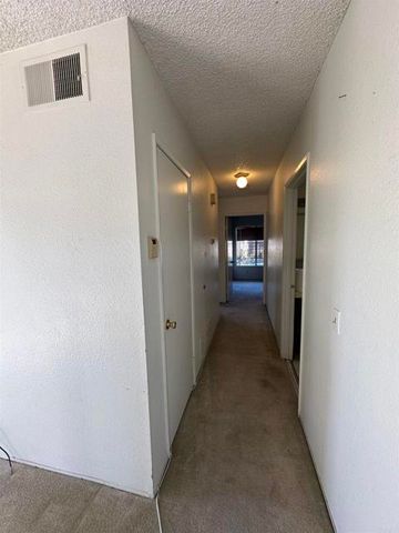 462 Bluffview RD, Spring Valley, CA 91977