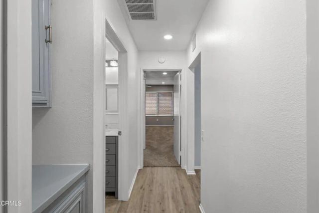 39107 Village 39, Camarillo, CA 93012