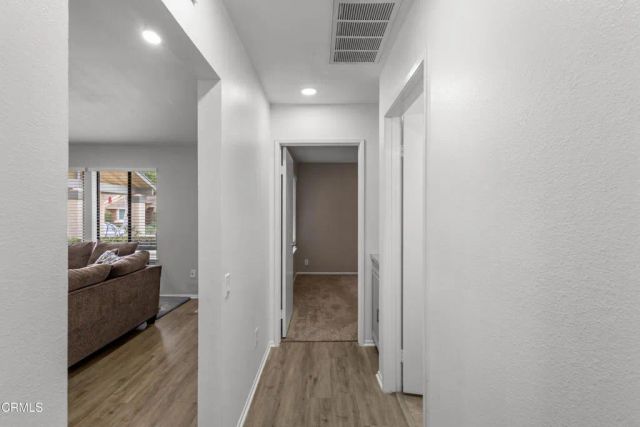 39107 Village 39, Camarillo, CA 93012