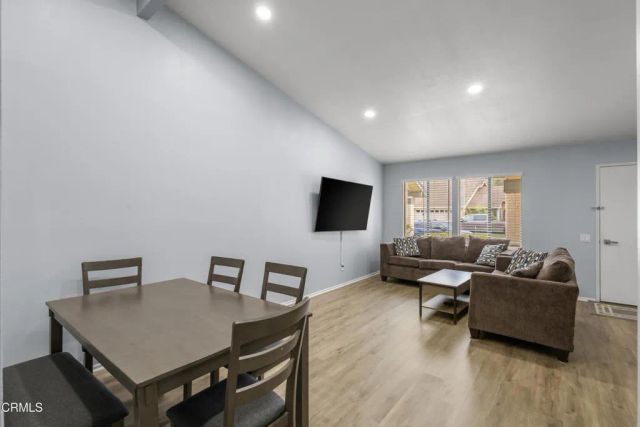39107 Village 39, Camarillo, CA 93012