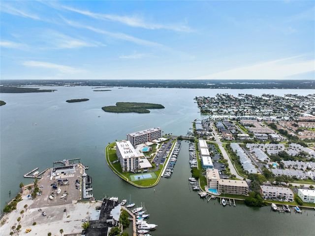 1 KEY CAPRI 704W, Treasure Island, FL 33706