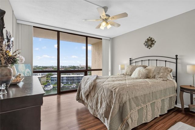 1 KEY CAPRI 704W, Treasure Island, FL 33706