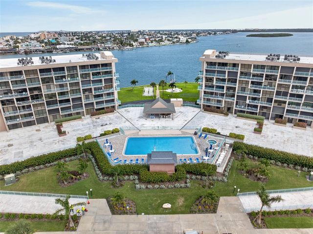 1 KEY CAPRI 704W, Treasure Island, FL 33706