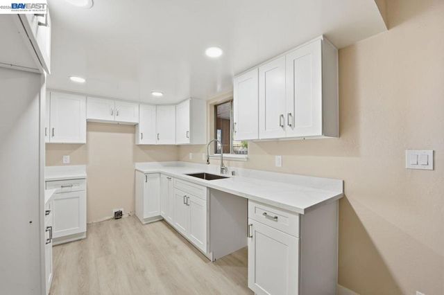 14544 Tiburon Rd, San Leandro, CA 94577