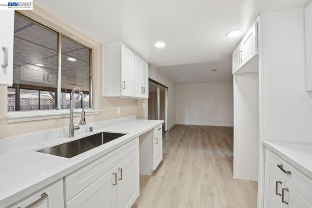 14544 Tiburon Rd, San Leandro, CA 94577