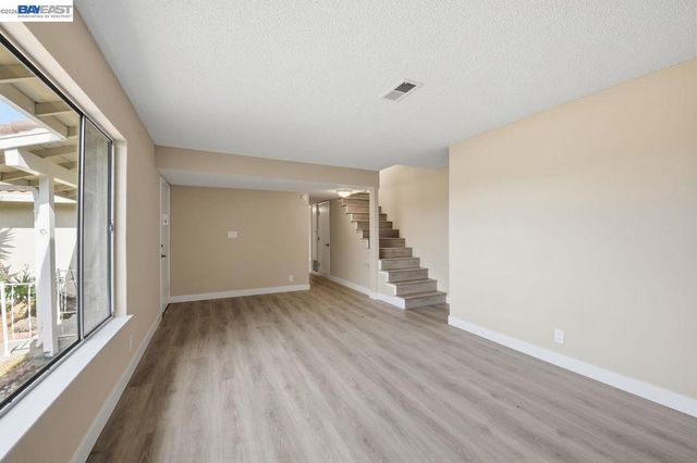 14544 Tiburon Rd, San Leandro, CA 94577
