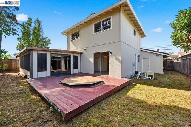 14544 Tiburon Rd, San Leandro, CA 94577