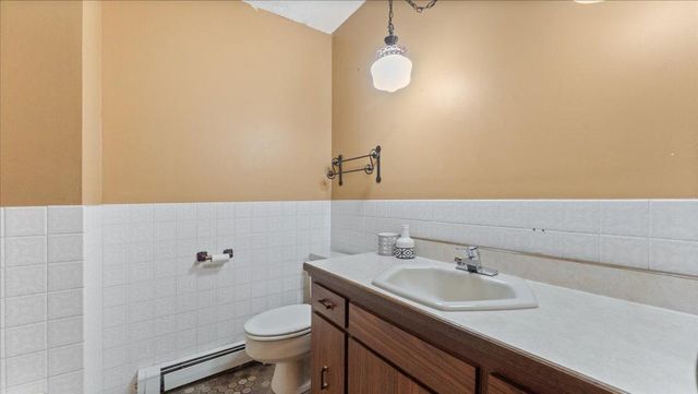 900 13th Avenue SW, Willmar, MN 56201