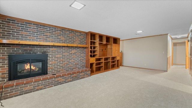 900 13th Avenue SW, Willmar, MN 56201