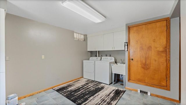 900 13th Avenue SW, Willmar, MN 56201