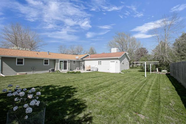 1625 E SYLVAN AVENUE, Appleton, WI 54915