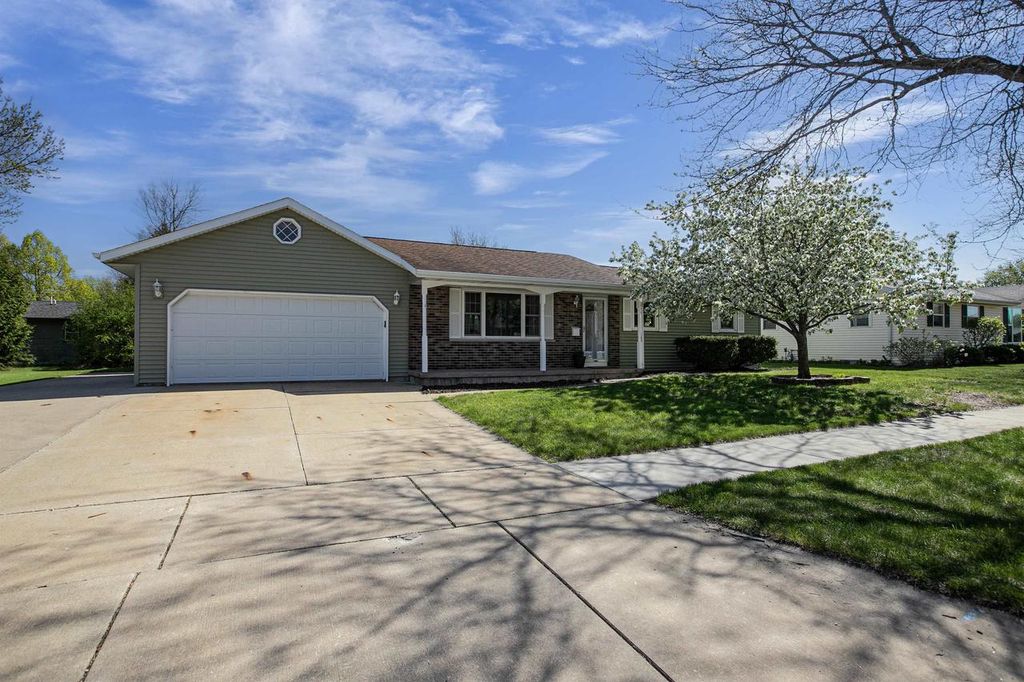1625 E SYLVAN AVENUE, Appleton, WI 54915